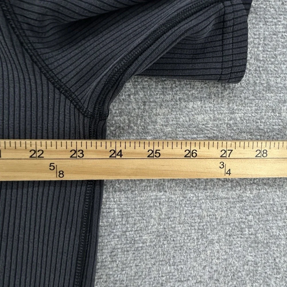 Lululemon Ribbed Softstreme Relaxed Fit T Shirt Women Size 10 Black